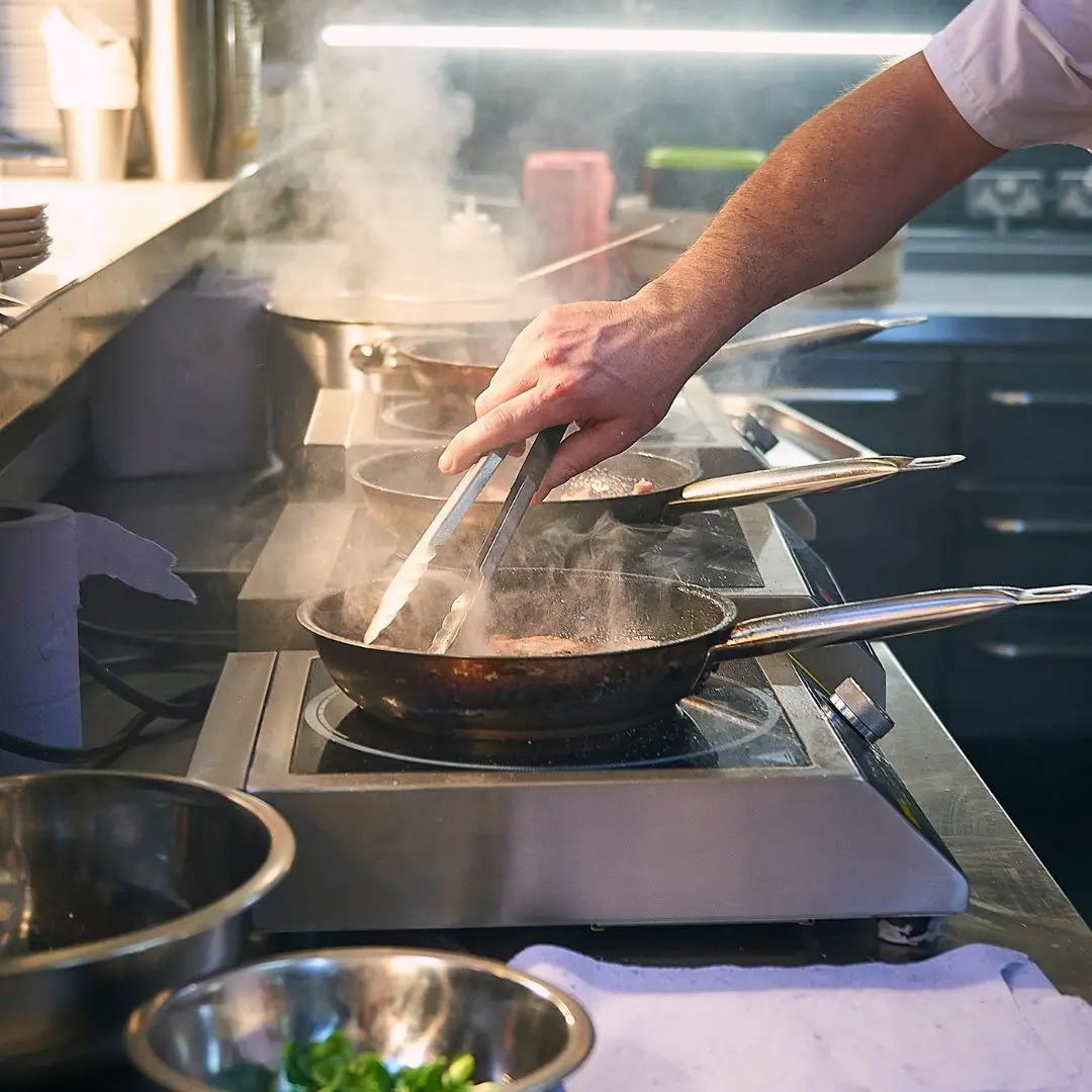 Restaurants & Commercial Kitchens